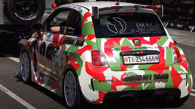 Fiat 500 Abarth with 300HP - Gumball 3000 - LOUD sound!! - Team 86
